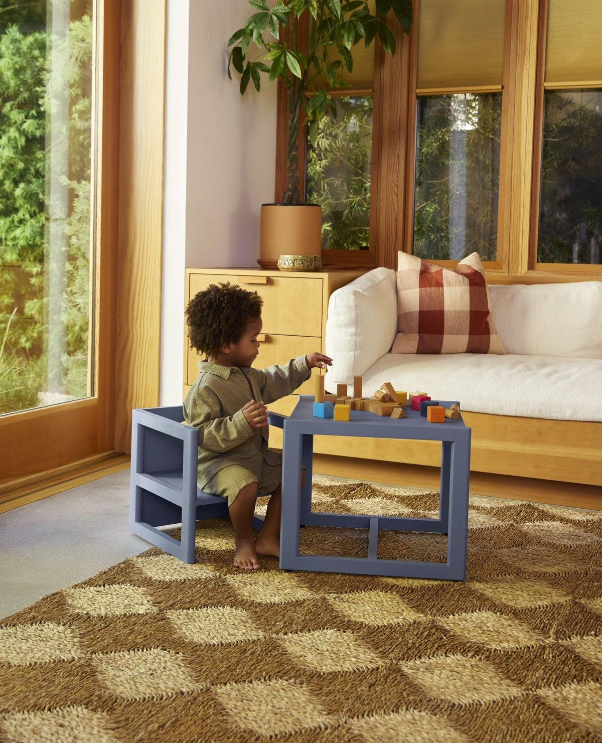 Simple Ways to Encourage Independent Play at Home