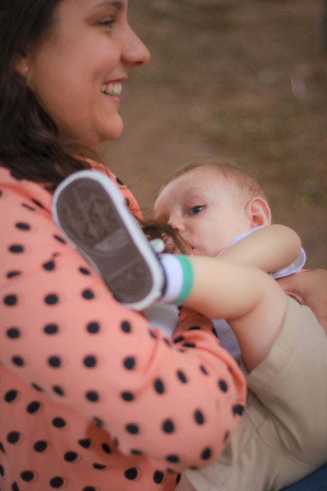 breastfeeding tips, tongue ties, how do I know if my baby has a tongue tie
