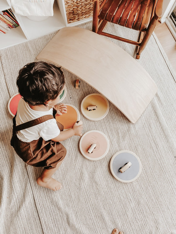 Wooden Toys vs. Plastic Toys: Which is Better and Why