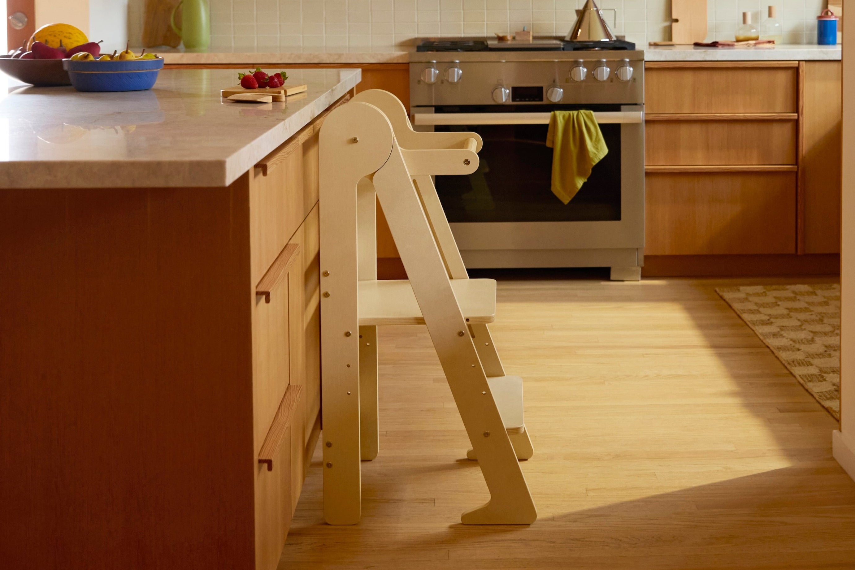 Space in the Kitchen for Kids with Amanda Demelo