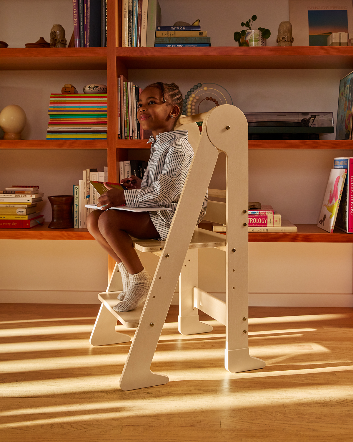 Foldable Helper Tower Slippers