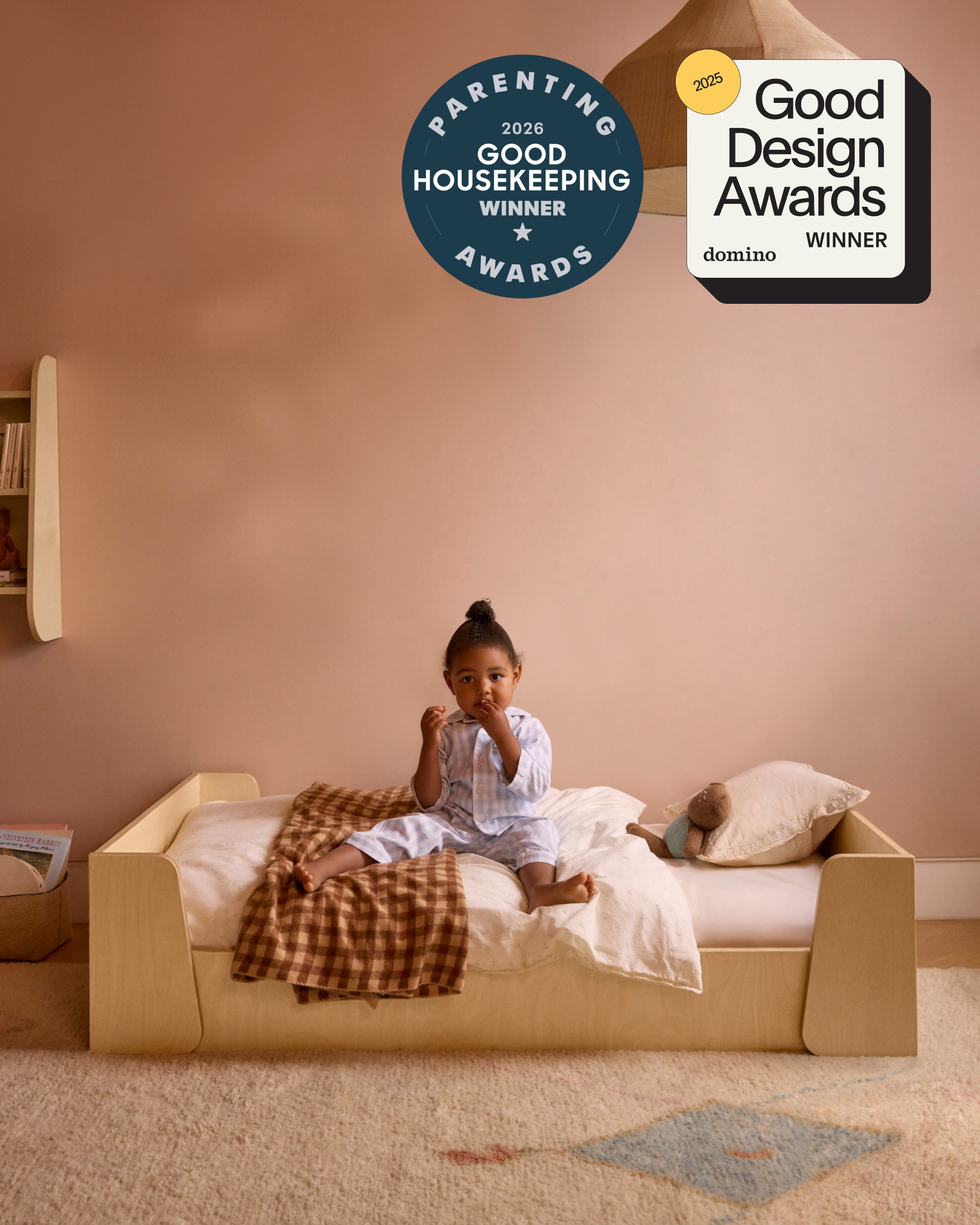 Award winning 2 in 1 montessori toddler floor bed in toddler bedroom